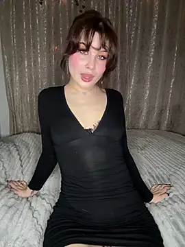 EmmyRichardson online show from March 5, 12:45 pm