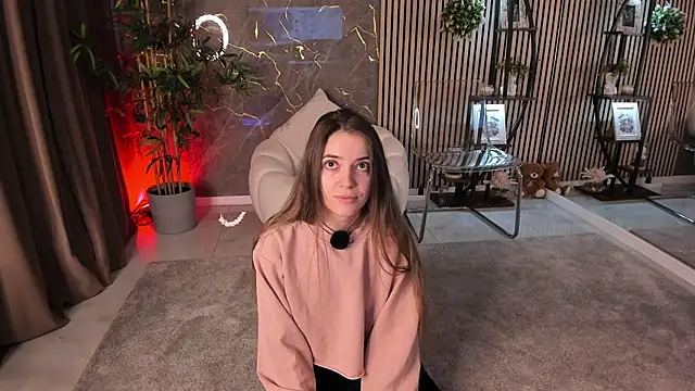 Snapshot of Velvet_Spell chatting on April 27, 3:15 am Velvet Spell online show from April 27, 3:15 am