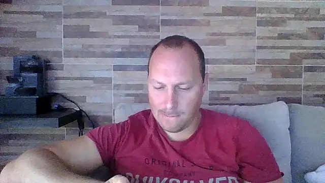 lustonfan online show from March 25, 12:44 pm