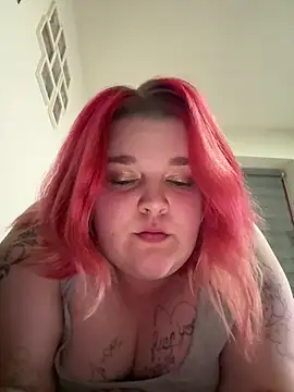 Lily0660 online show from March 12, 9:32 pm