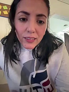 Snapshot of SamanthaWalker_ chatting on April 29, 1:37 pm SamanthaWalker online show from April 29, 1:37 pm