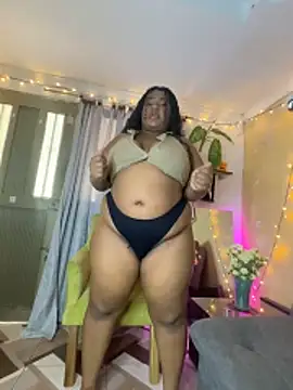 Snapshot of dana_falcoo25 chatting on April 27, 7:45 pm dana falcoo25 online show from April 27, 7:45 pm