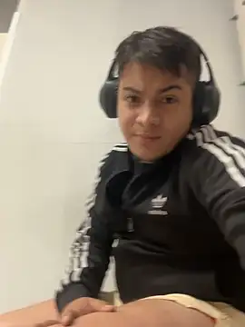 OliverTabordaa online show from March 27, 7:02 pm