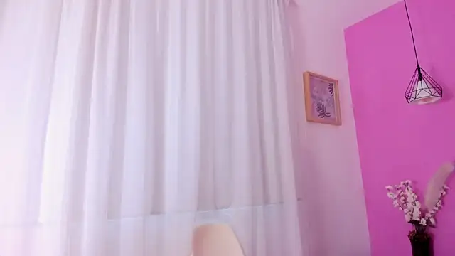 Snapshot of liapinket chatting on July 14, 12:11 pm liapinket online show from July 14, 12:11 pm