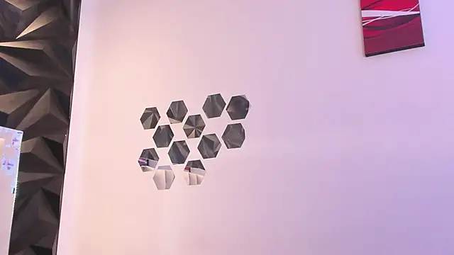 Katijis online show from April 15, 7:32 pm