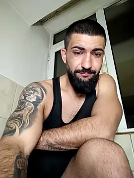 Snapshot of Tommy_Porn_ chatting on April 16, 9:39 pm Tommy Porn online show from April 16, 9:39 pm