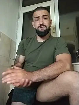 Snapshot of Tommy_Porn_ chatting on May 28, 9:56 pm Tommy Porn online show from May 28, 9:56 pm