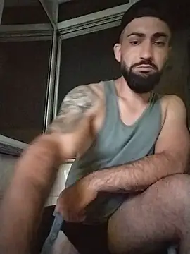 Snapshot of Tommy_Porn_ chatting on June 15, 9:50 pm Tommy Porn online show from June 15, 9:50 pm
