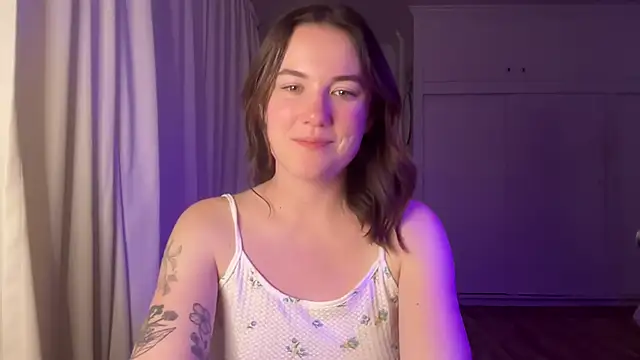 summerxo online show from March 10, 2:27 am