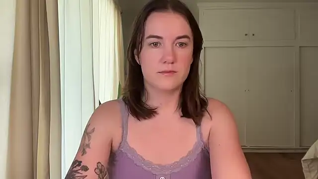 summerxo online show from March 19, 6:12 pm