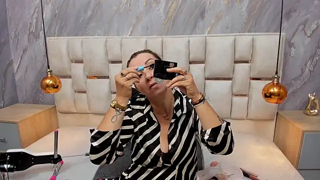 Snapshot of Milf_Drip chatting on June 1, 12:07 pm Milf Drip online show from June 1, 12:07 pm