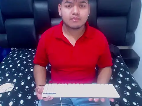 XNoahDeepThroatX online show from April 10, 1:49 pm