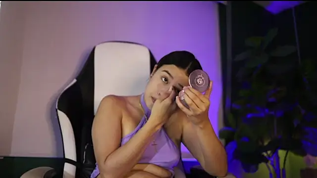 Snapshot of Danaa_Rousee_ chatting on July 1, 5:45 pm Danaa Rousee online show from July 1, 5:45 pm