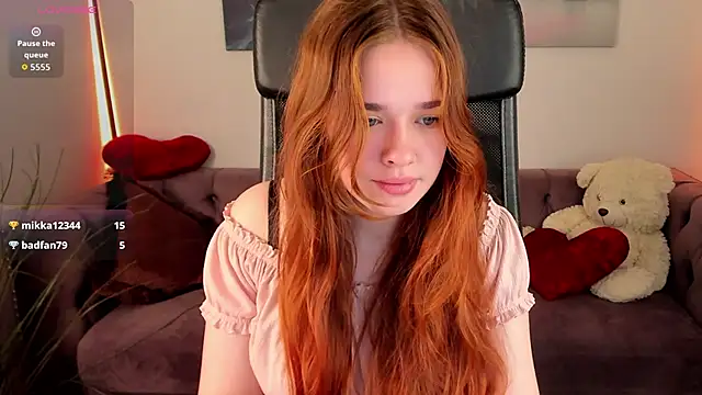 Snapshot of TiffanyVex chatting on May 25, 6:08 am TiffanyVex online show from May 25, 6:08 am