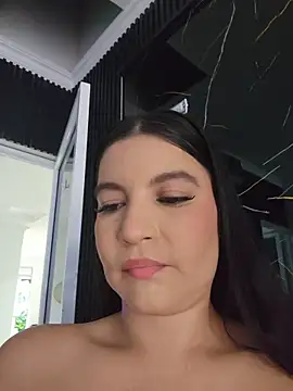 Pretty Julieta online show from April 5, 9:23 pm