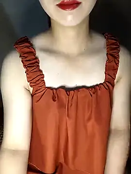 Snapshot of Fiona_2026 chatting on May 1, 1:43 am Fiona 2026 online show from May 1, 1:43 am
