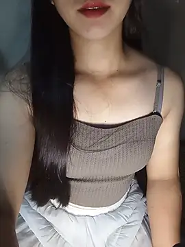 Snapshot of Fiona_2026 chatting on July 16, 2:45 pm Fiona 2026 online show from July 16, 2:45 pm