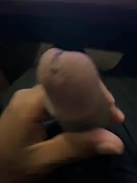 Snapshot of sexcboi69 chatting on July 17, 9:27 am sexcboi69 online show from July 17, 9:27 am