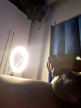 Snapshot of manpower012 chatting on March 8, 1:14 am manpower012 online show from March 8, 1:14 am