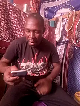 Snapshot of manpower012 chatting on April 11, 9:02 am manpower012 online show from April 11, 9:02 am