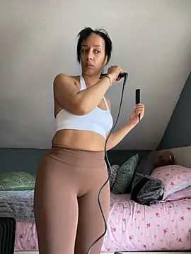 Saskia xx online show from April 3, 11:08 am