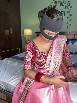 Snapshot of your_bhabhi_love chatting on June 28, 5:08 pm your bhabhi love online show from June 28, 5:08 pm