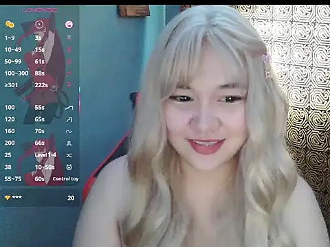 Snapshot of mabyhot16 chatting on July 11, 4:37 am mabyhot16 online show from July 11, 4:37 am