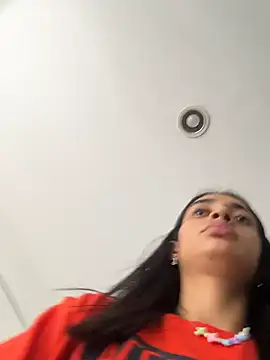 Snapshot of leilani_X chatting on May 8, 2:22 pm leilani X online show from May 8, 2:22 pm