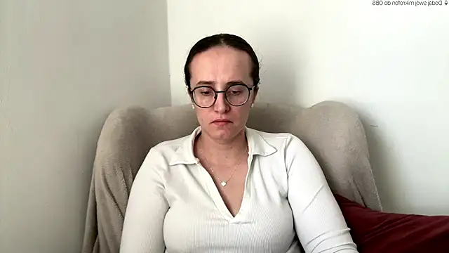 Snapshot of SofiaTease chatting on May 24, 1:16 pm SofiaTease online show from May 24, 1:16 pm