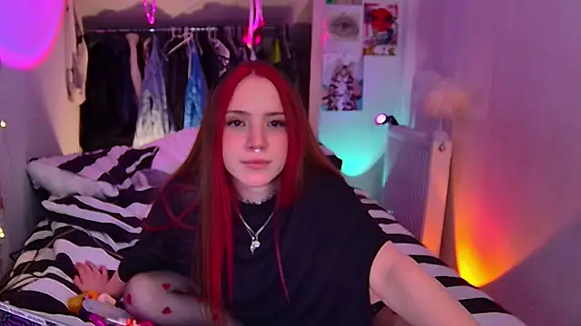 Ameliamoooon online show from March 27, 7:02 pm