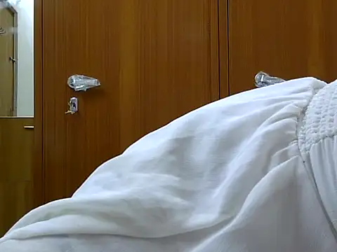 Snapshot of kAVYA_05 chatting on July 25, 5:05 am kAVYA 05 online show from July 25, 5:05 am