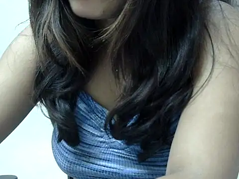 JANVI 06 online show from April 16, 5:47 pm