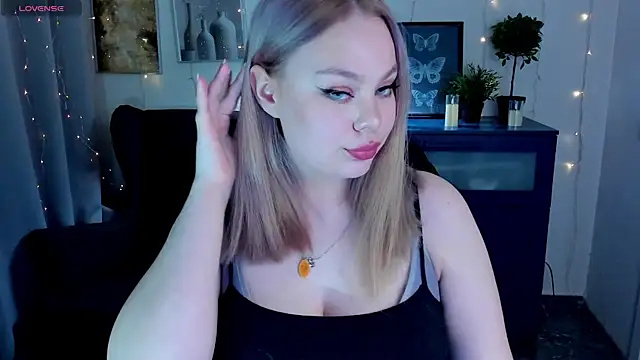 AmeliaMerris online show from March 26, 9:42 pm