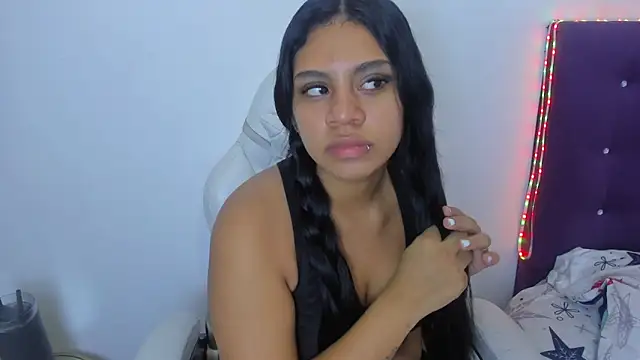 Snapshot of madelinesquirt chatting on April 25, 7:00 pm madelinesquirt online show from April 25, 7:00 pm