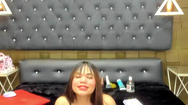 Snapshot of CaroBeltran chatting on May 3, 7:20 pm CaroBeltran online show from May 3, 7:20 pm
