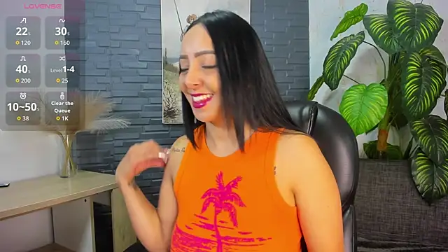 shirley taylor  online show from April 1, 11:33 am