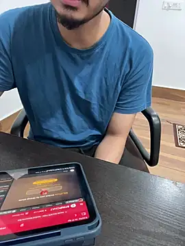 shubhfuckmw online show from April 17, 1:03 pm