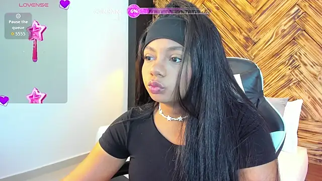 cata rosse  online show from March 25, 6:58 pm