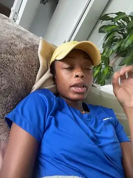 Snapshot of Princessssbby chatting on July 22, 6:32 pm Princessssbby online show from July 22, 6:32 pm
