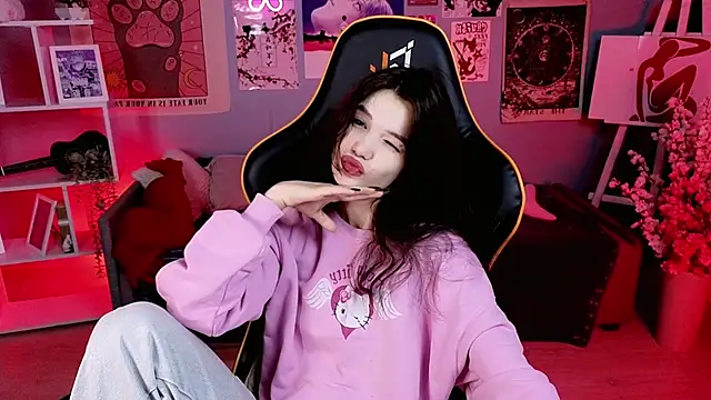 GG Viper online show from April 4, 8:39 pm