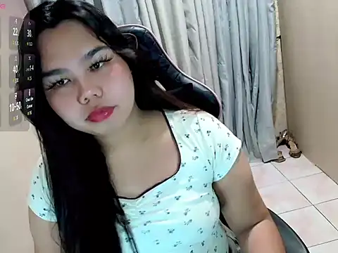 Snapshot of urasian_prettyrica chatting on July 17, 11:20 pm urasian prettyrica online show from July 17, 11:20 pm