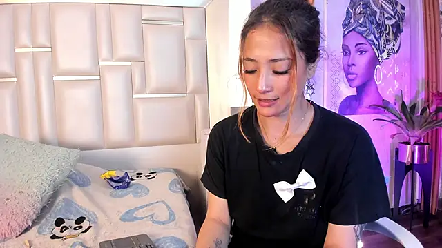 ZoeTaylorl online show from April 17, 11:24 am