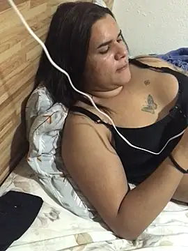 Gabrielaparaiso online show from May 7, 11:43 pm