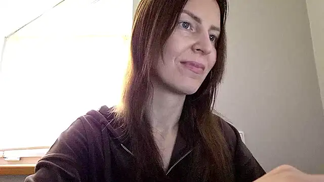 Snapshot of AnnaTight chatting on April 30, 8:20 am AnnaTight online show from April 30, 8:20 am