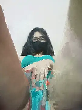 Snapshot of suneeta077 chatting on July 26, 5:53 pm suneeta077 online show from July 26, 5:53 pm