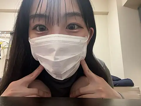 ui  0o online show from April 13, 1:16 pm