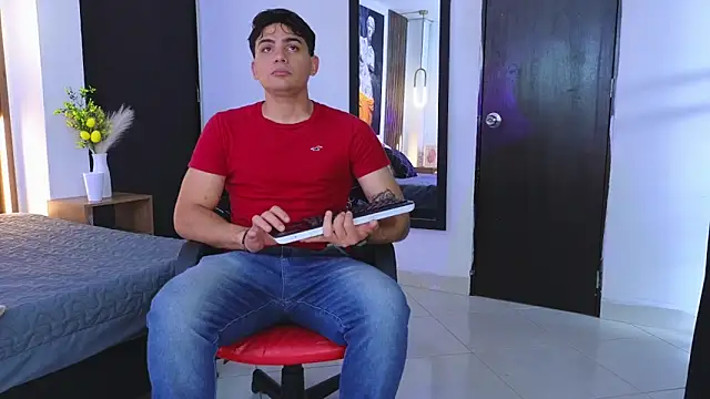 MrAdonis  online show from April 13, 7:30 pm