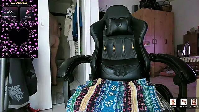 BigDaddyCooool online show from July 26, 1:51 pm