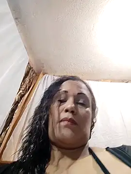 Snapshot of maroita chatting on May 5, 1:41 pm maroita online show from May 5, 1:41 pm