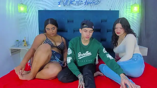 tripletemptation online show from March 6, 6:26 pm